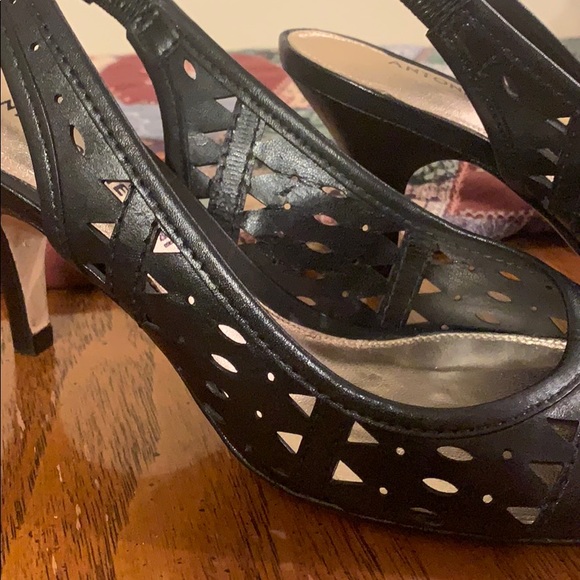 Antonio Melani black women’s strapped heels - Picture 2 of 8